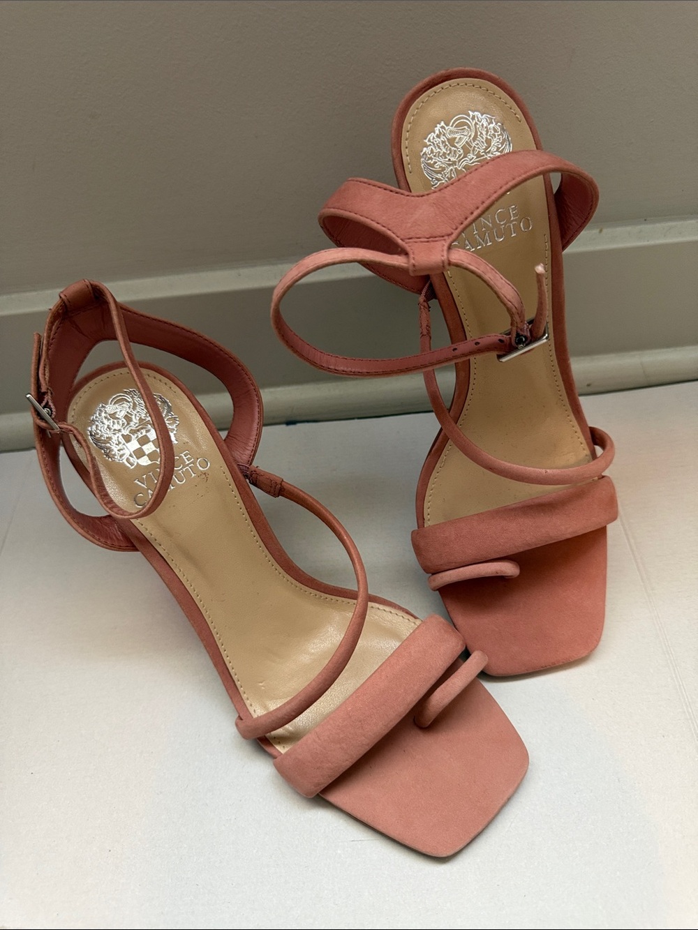 Vince Camuto Dusty Rose Pink Strappy Square Toe Heels Size 8M